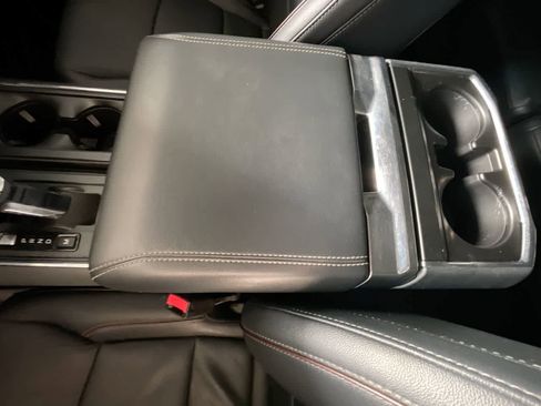 Used 2022 Ford F150 Lariat w/ Max Trailer Tow Package image 21