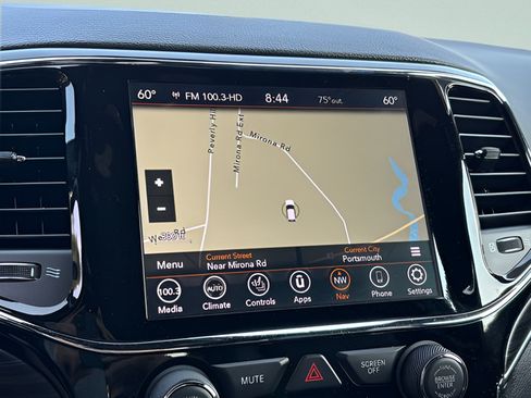 Used 2020 Jeep Grand Cherokee Limited AWD/4WD image 8