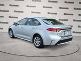 Used 2022 Toyota Corolla LE image 3