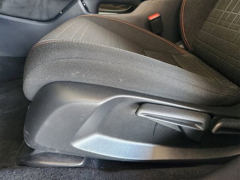 Certified 2025 Honda HR-V Sport image 23