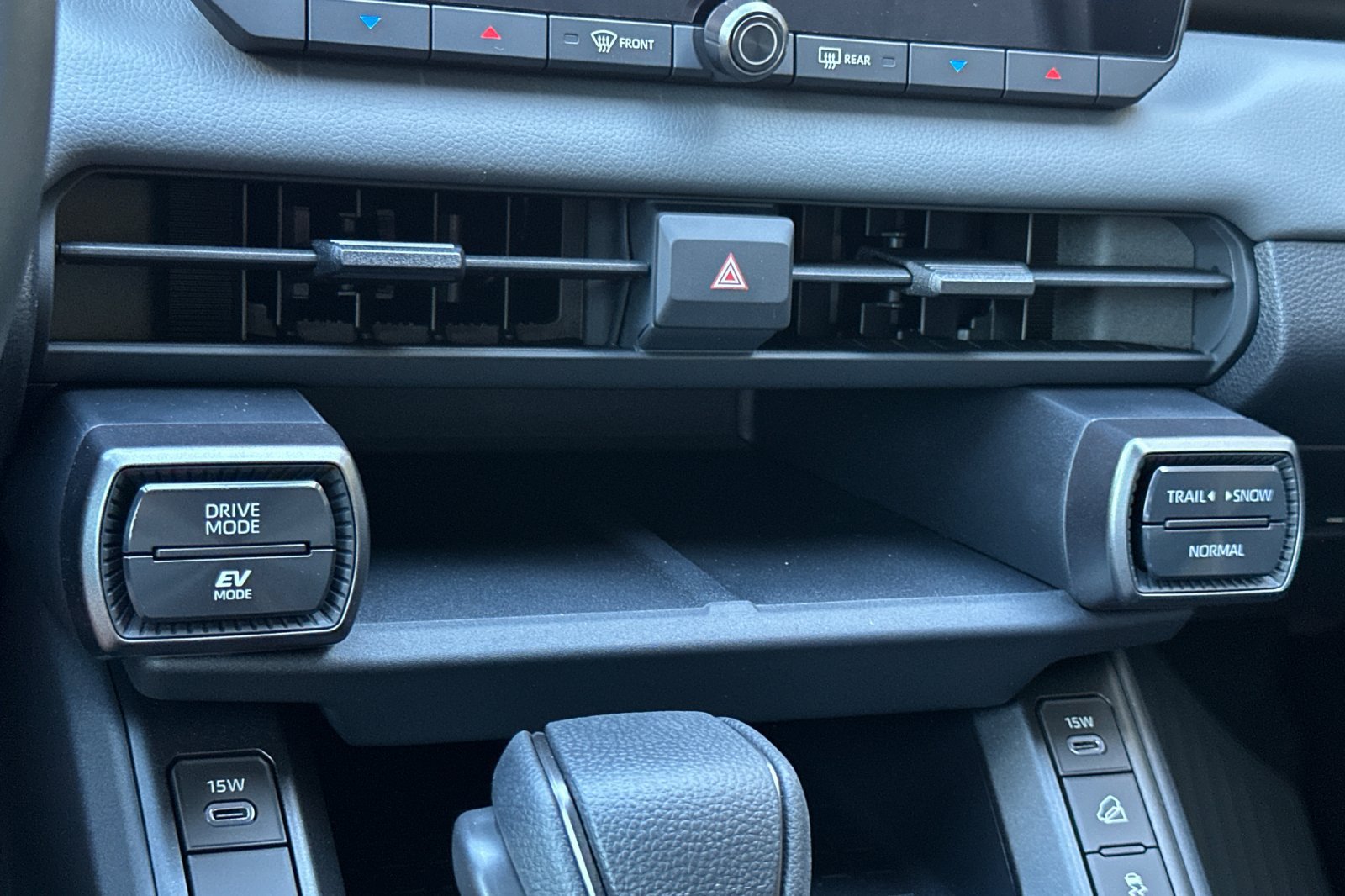 New 2026 Toyota RAV4 LE AWD/4WD image 22