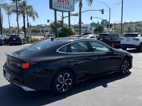 Used 2025 Hyundai Sonata SEL image 3