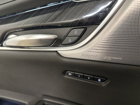 Used 2025 Cadillac XT6 Premium Luxury w/ Technology Package image 10