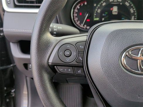 Certified 2025 Toyota RAV4 LE image 16