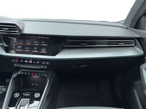 Used 2025 Audi A3 2.0T Premium image 19