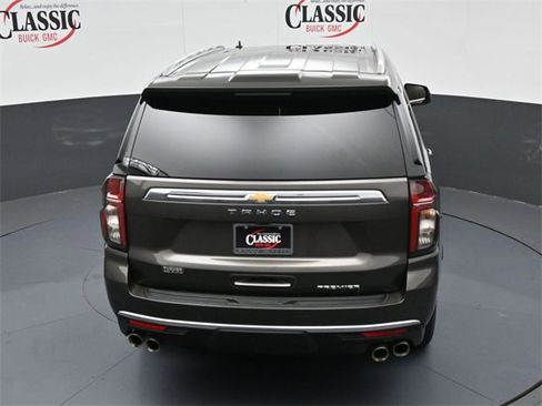 Used 2021 Chevrolet Tahoe Premier w/ Premium Package image 23