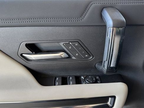 New 2026 GMC Hummer EV SUV image 11