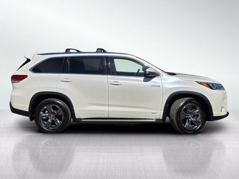 Used 2017 Toyota Highlander Limited Platinum w/ Carpet Mat Package AWD/4WD image 3