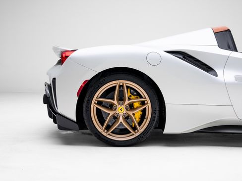 Used 2020 Ferrari 488 Pista Spider image 54