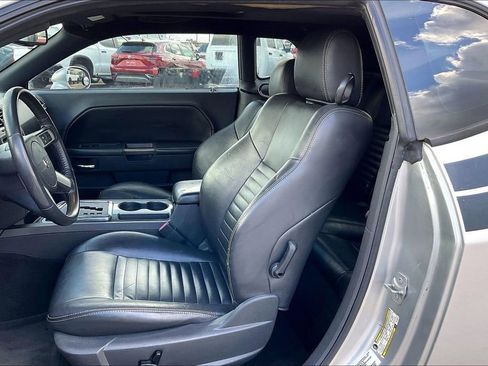 Used 2010 Dodge Challenger R/T image 15