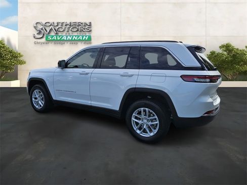 New 2024 Jeep Grand Cherokee Laredo X w/ Luxury Tech Group I RWD image 3