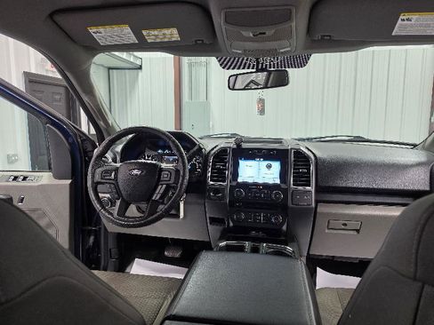 Used 2016 Ford F150 XLT w/ Equipment Group 302A Luxury RWD image 15