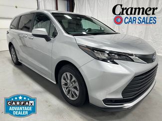Used 2025 Toyota Sienna LE FWD video 1