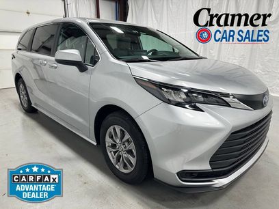 Used 2025 Toyota Sienna LE