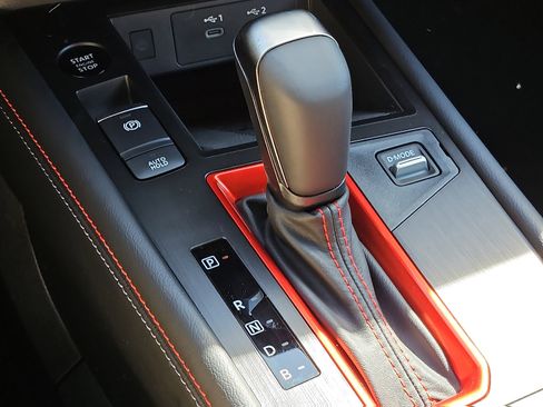 New 2026 Nissan Kicks SR image 11