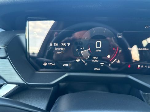 New 2026 GMC Acadia Elevation w/ Black Edition AWD/4WD image 17