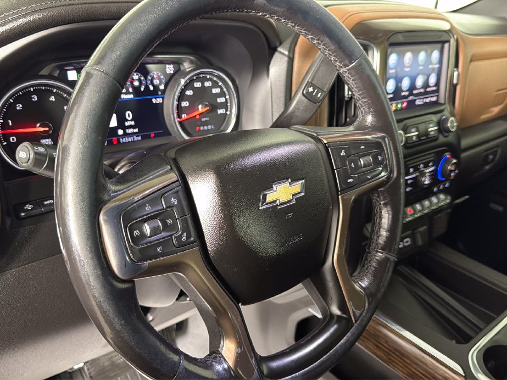 Used 2022 Chevrolet Silverado 2500 High Country w/ Technology Package AWD/4WD image 21