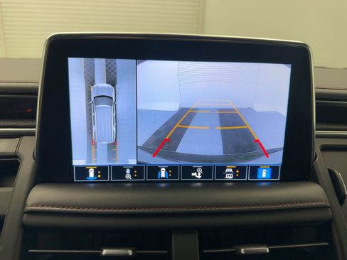 Used 2021 Chevrolet Tahoe RST w/ Luxury Package image 24