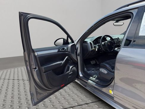 Used 2013 Porsche Cayenne GTS AWD/4WD image 24