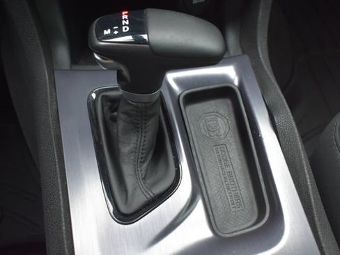 Used 2017 Dodge Charger SXT w/ AWD Plus Group image 34