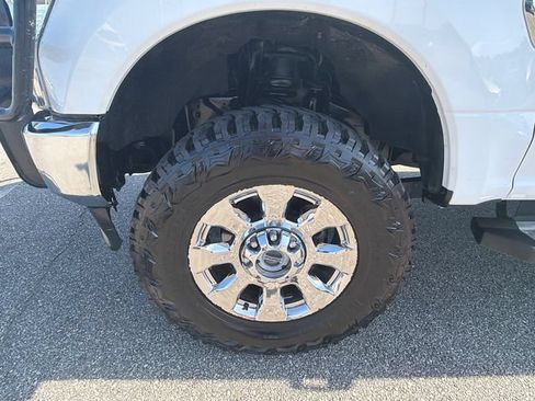 Used 2022 Ford F250 XLT w/ XLT Premium Package AWD/4WD image 11