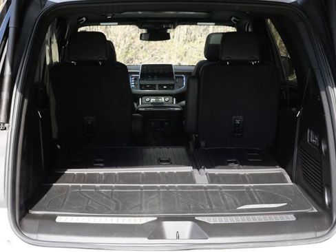 Used 2024 Chevrolet Tahoe Z71 w/ Off-Road Capability Package AWD/4WD image 31