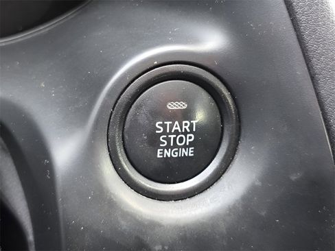 Used 2015 MAZDA MAZDA3 i Touring image 28