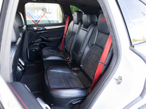 Used 2017 Porsche Cayenne GTS AWD/4WD image 28