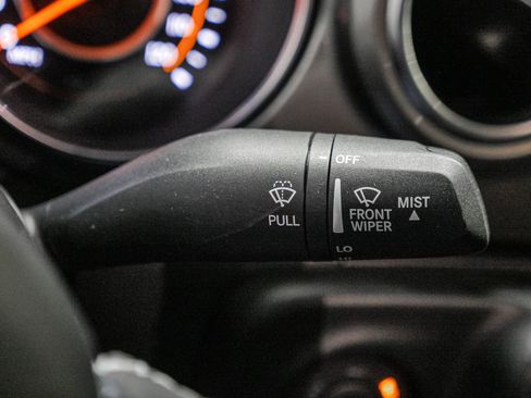 Used 2023 Jeep Gladiator Overland image 35