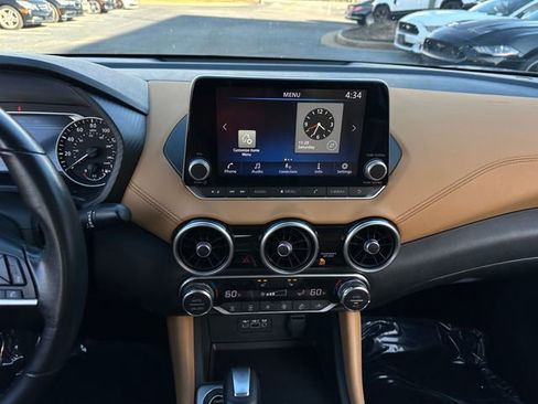 Used 2021 Nissan Sentra SV w/ SV Premium Package image 19