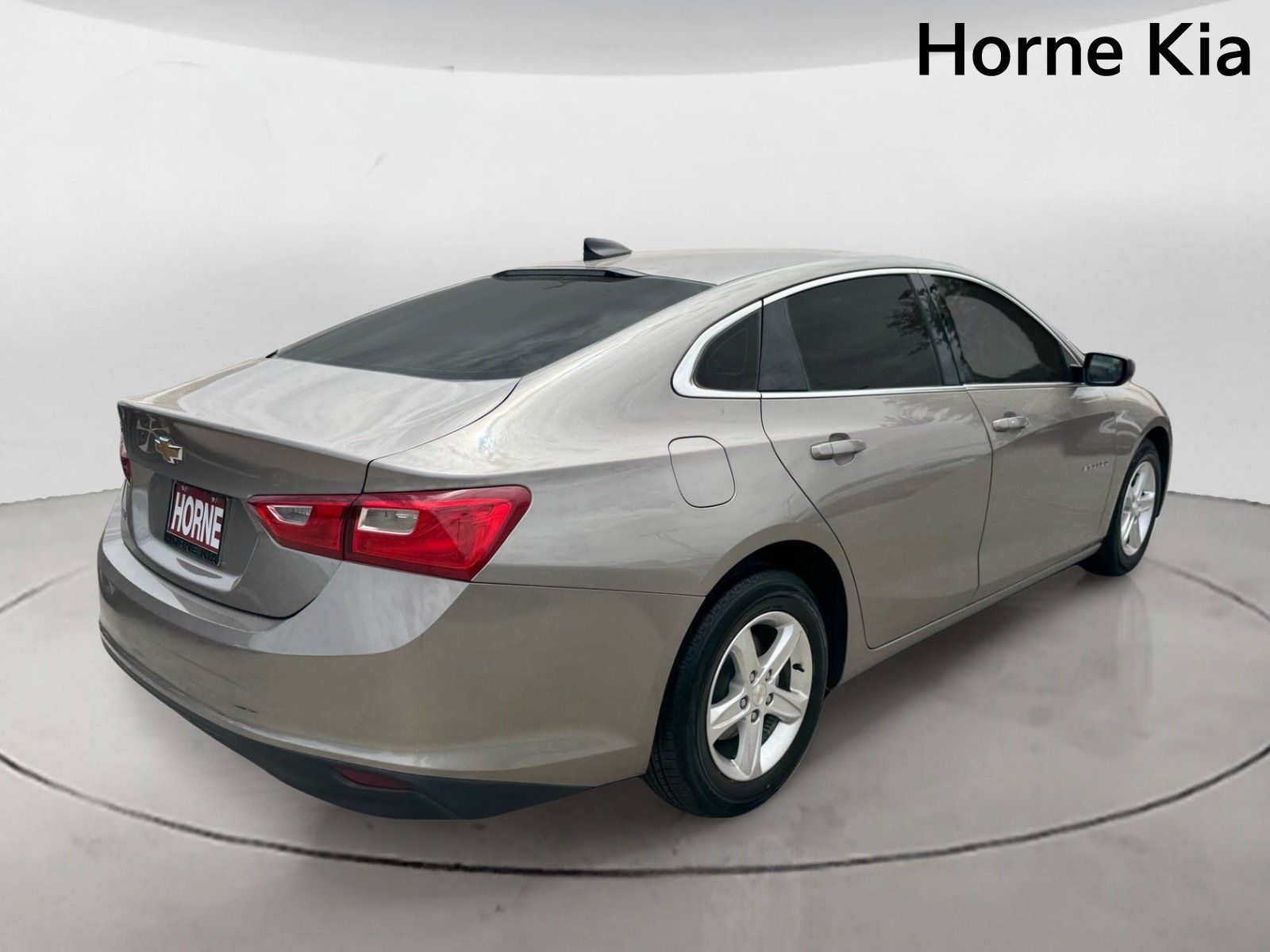 Used 2023 Chevrolet Malibu LS FWD image 4