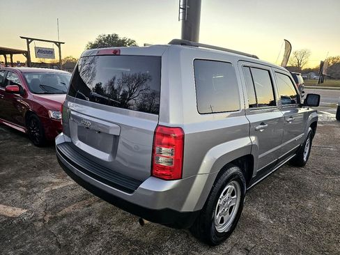 Used 2016 Jeep Patriot Sport w/ Power Value Group image 5