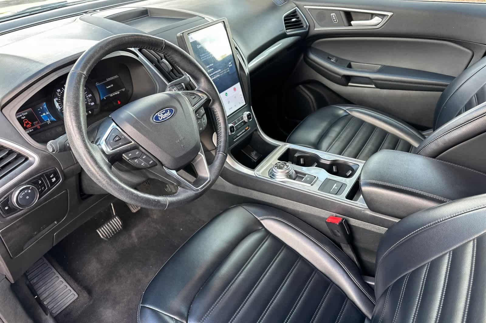 Certified 2024 Ford Edge SEL w/ Convenience Package AWD/4WD image 12