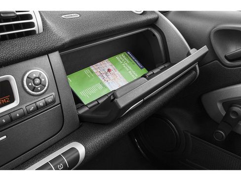 Used 2015 smart fortwo pure RWD image 32