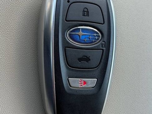 Used 2023 Subaru Outback Limited AWD/4WD image 31