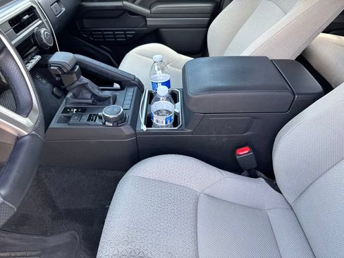 Used 2025 Toyota 4Runner SR5 AWD/4WD image 16