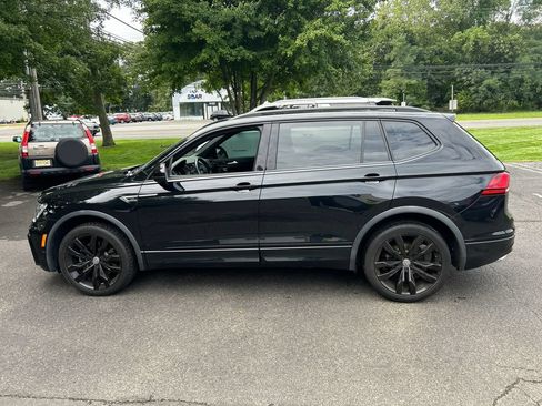 Used 2021 Volkswagen Tiguan SE R-Line AWD/4WD image 6