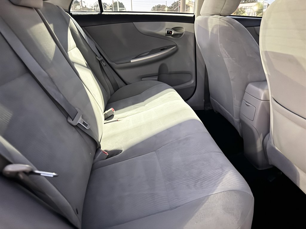 Used 2012 Toyota Corolla LE FWD image 51