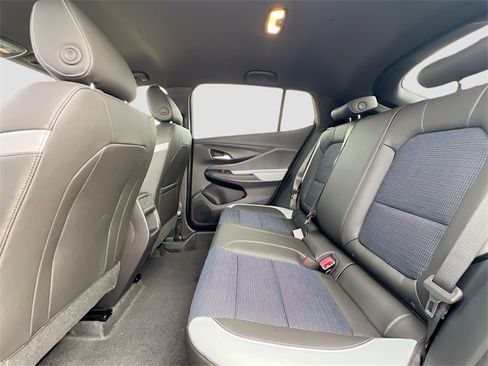 New 2026 Buick Envista Preferred image 17