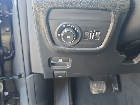 New 2025 Jeep Grand Cherokee Limited image 22