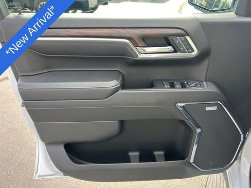 Used 2023 GMC Sierra 1500 SLT w/ SLT Premium Plus Package image 4