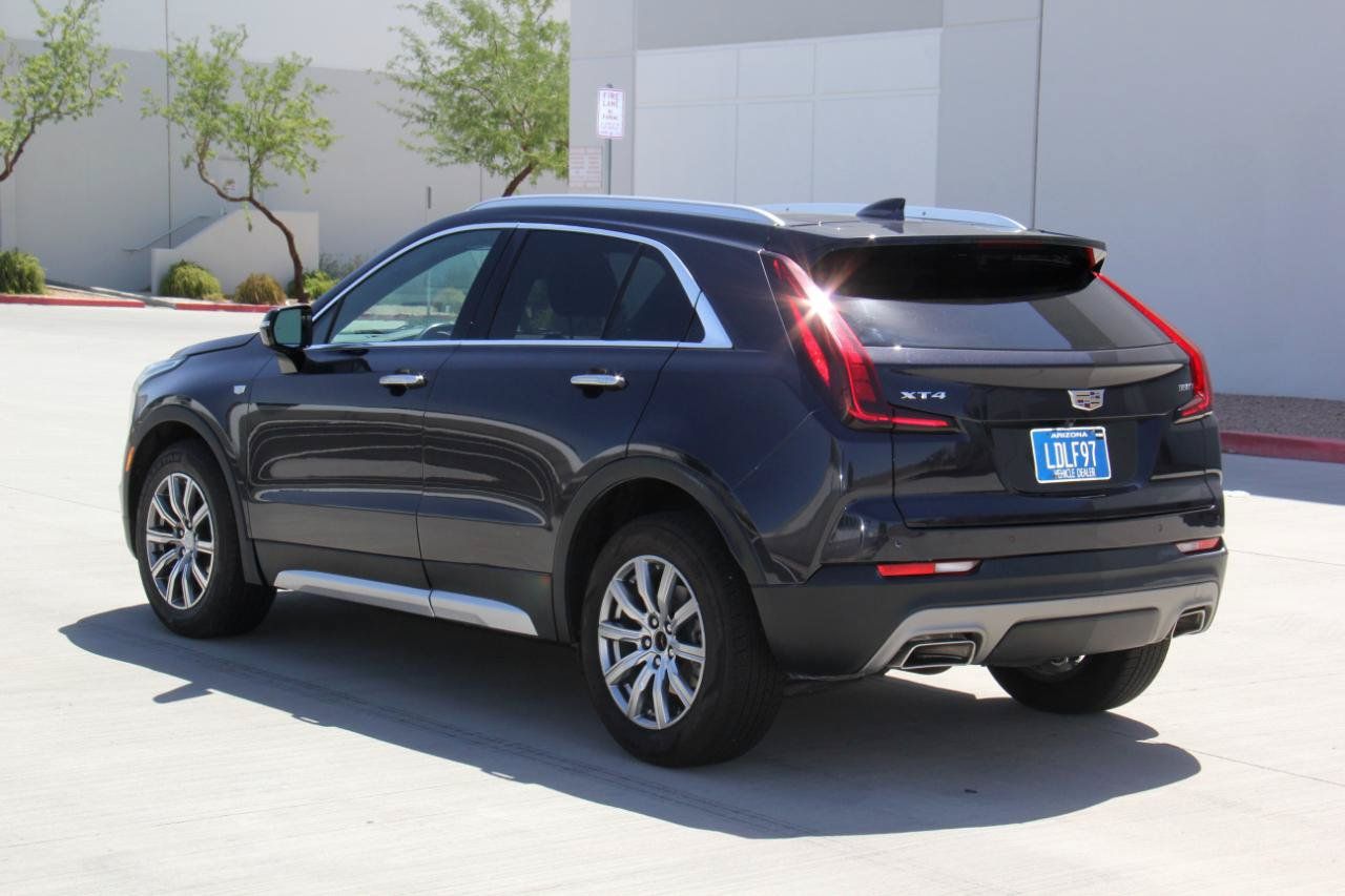 Used 2022 Cadillac XT4 Premium Luxury w/ Driver Awareness Package FWD image 7
