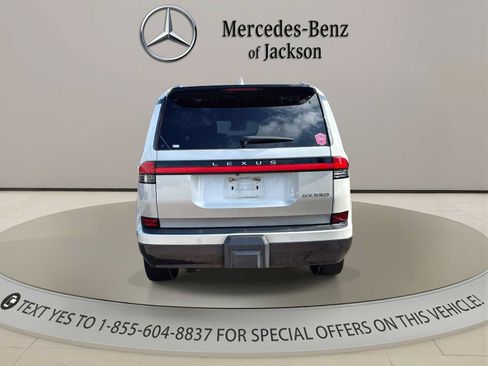 Used 2024 Lexus GX 550 w/ Accessory Package (Z1) AWD/4WD image 7