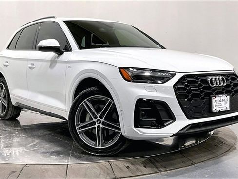 Used 2023 Audi Q5 e Prestige w/ Prestige Package image 10
