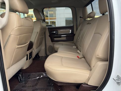 Used 2016 RAM 1500 Laramie w/ Convenience Group image 13