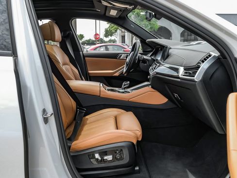 Used 2021 BMW X6 M50i w/ Executive Package AWD/4WD image 38