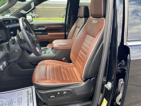 Used 2023 GMC Sierra 1500 Denali Ultimate AWD/4WD image 11