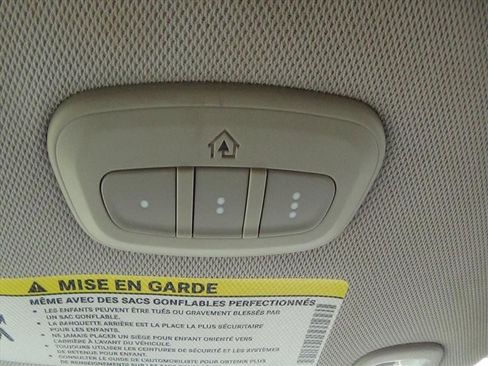 Used 2020 Chrysler Pacifica Touring w/ Tire & Wheel Group image 29