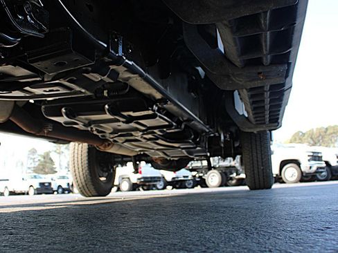 Used 2024 Ford F250 XL w/ XL Chrome Package image 38