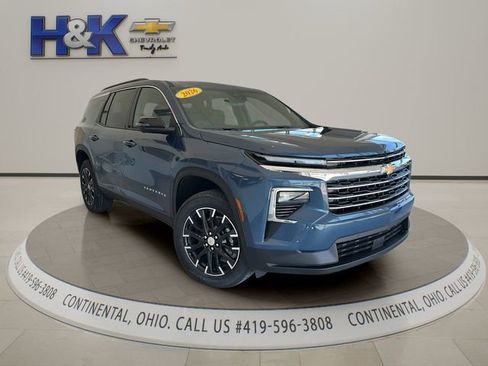 New 2026 Chevrolet Traverse LT image 1